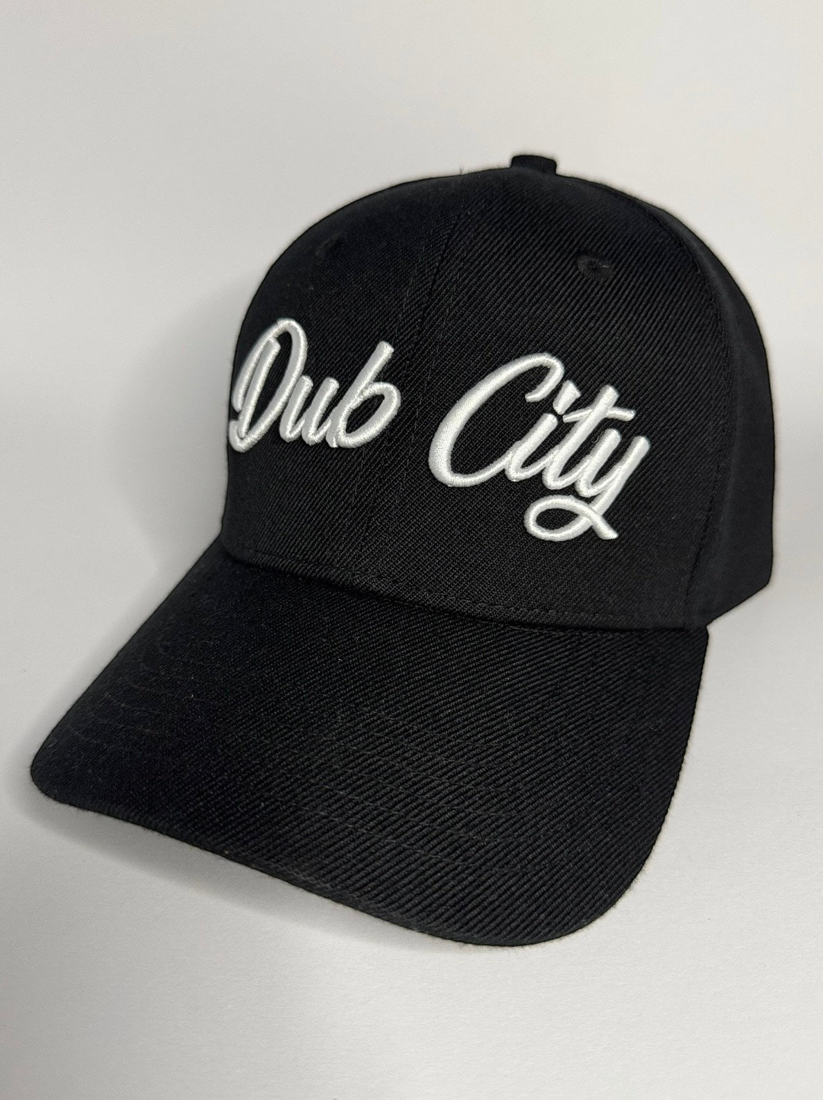 DUB CITY "CLASSIC BLACK/WHITE" PREMIUM 6 PANEL SNAPBACK BASEBALL CAP