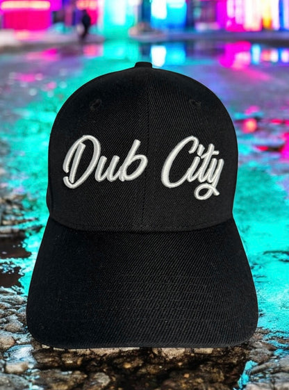 DUB CITY "CLASSIC BLACK/WHITE" PREMIUM 6 PANEL SNAPBACK BASEBALL CAP